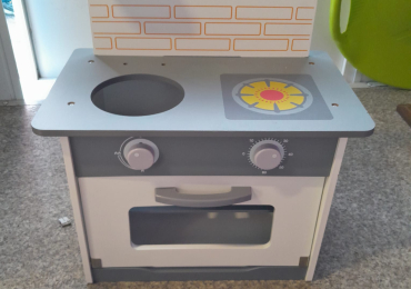 Cucina in legno per bimbi