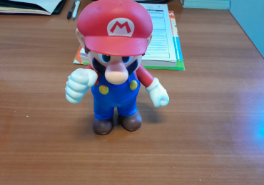 Statuetta super Mario