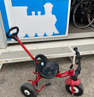 triciclo per bimbi